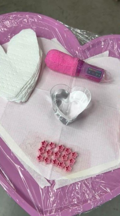 Tia's Ghost Tattoo Co heart tray station